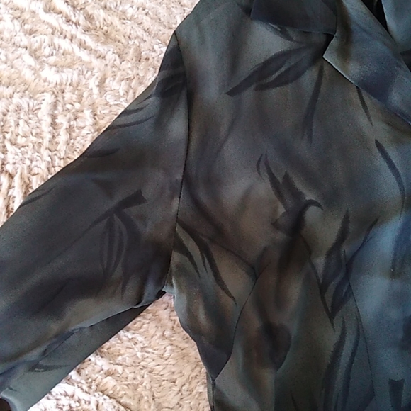 Catalyst Top - Picture 9 of 13